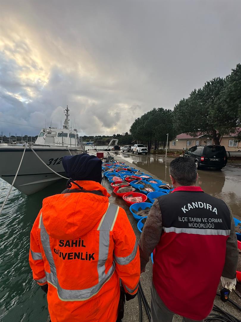 KANDIRA’DA KAÇAK AVCILIĞA GEÇİT YOK!